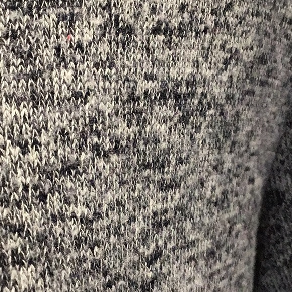 An incredible free flow top from a famous maker. - Picture 3 of 8